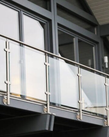 barandilla-de-balcón-de-cristal